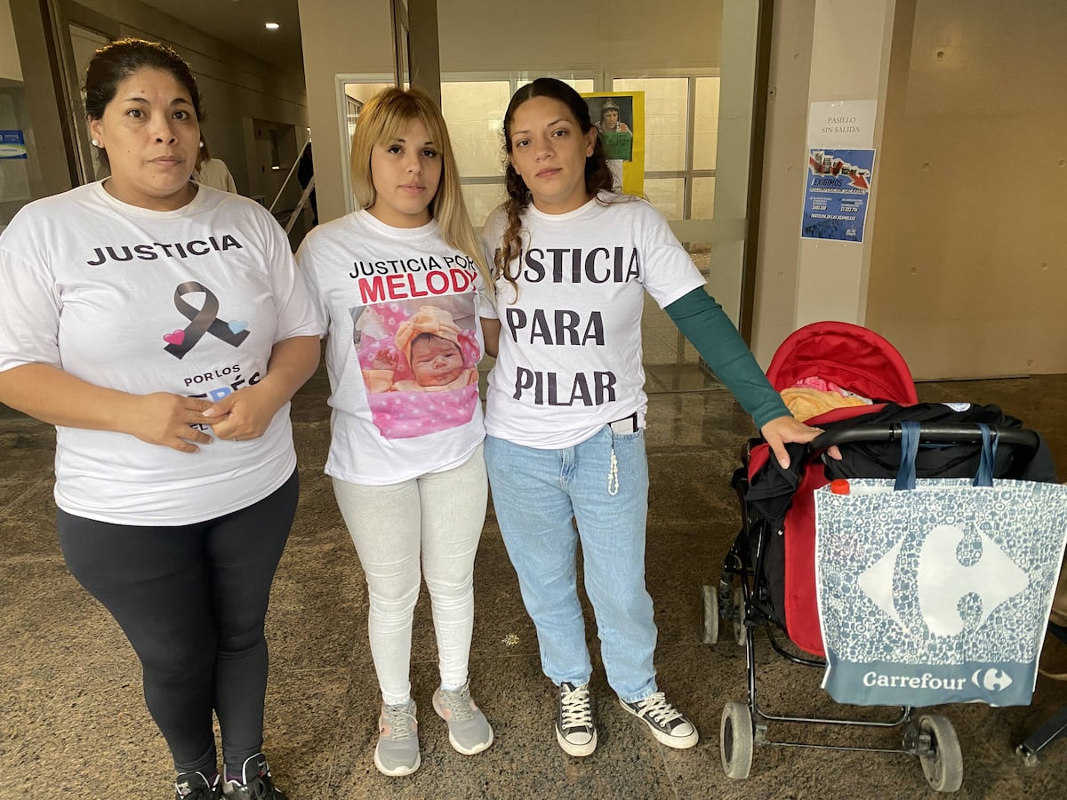 Mamás después del Neonatal. Gabriela Gonzalez (izquierda), Brisa Molina (centro), María Martín (derecha).