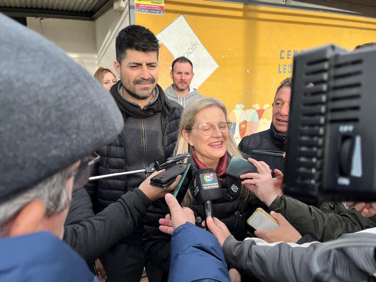 Apositora. La peronista disidente Adriana Nazario sigue molesta con el intendente Juan Manuel Llamosas, a quien acusó de hacer "campaña sucia". (Tomy Fragueiro)