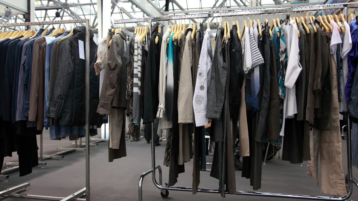 ¿Dónde comprar ropa con onda y barata?.