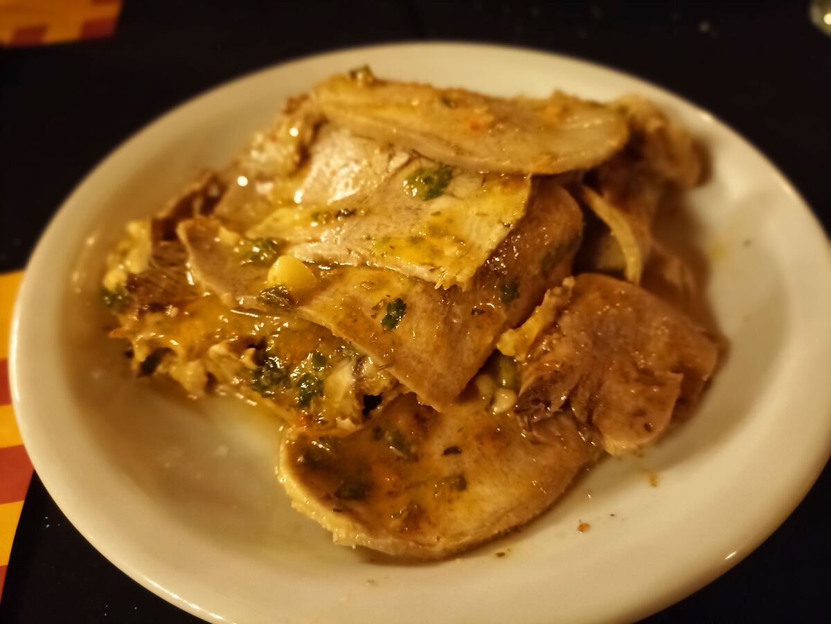 Lengua a la vinagreta.