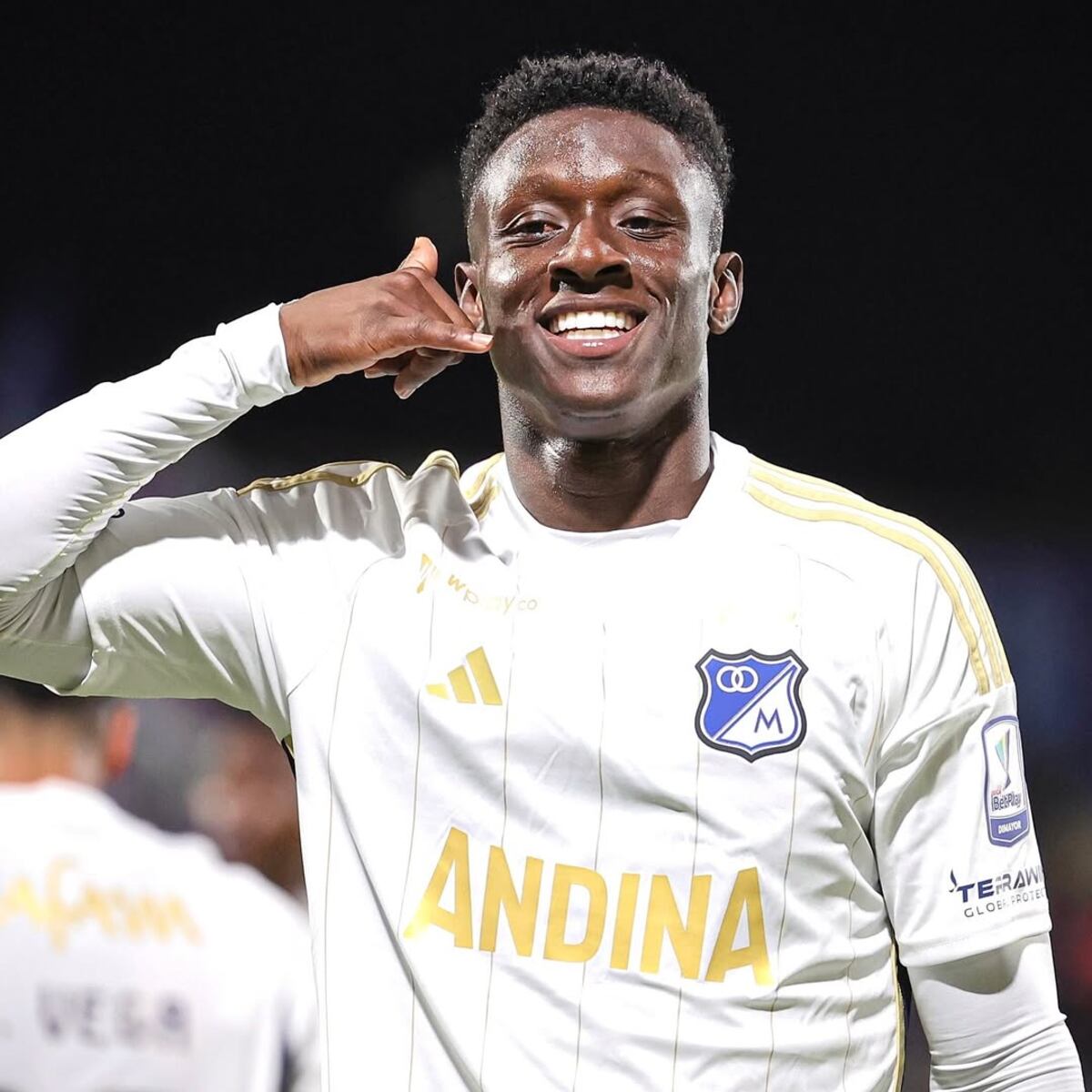 Jhon Emerson Córdoba, el delantero colombiano que llega a Instituto.
(Gentileza Instagram @jhon_cordoba15).