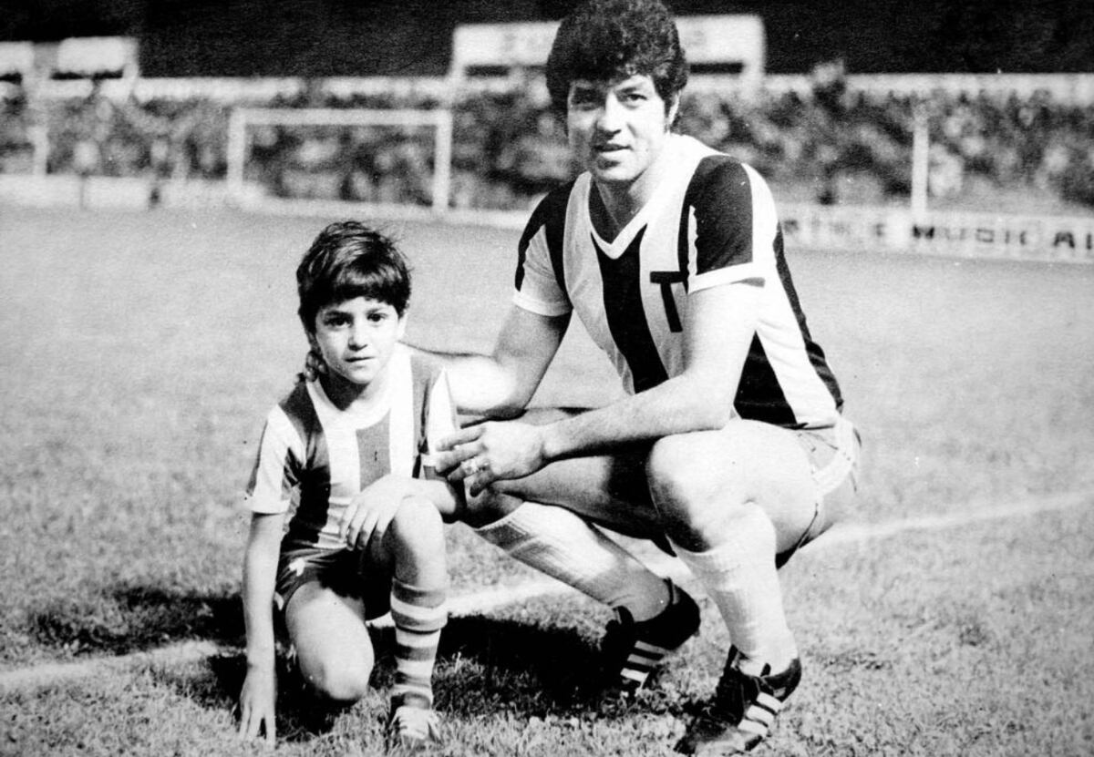La historia detrás de la postal eterna de un niño y Willington. (Foto: Gentileza)