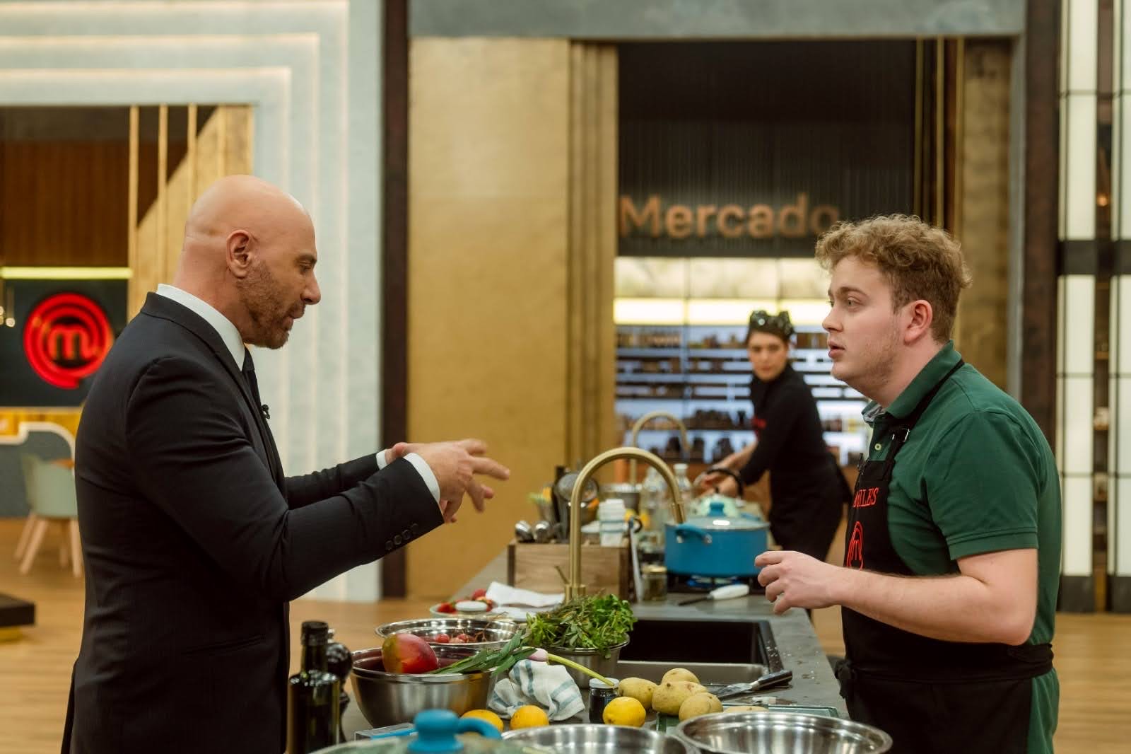 Aquiles González Sviatschi con Germán Martitegui en MasterChef 2023 (Telefe)