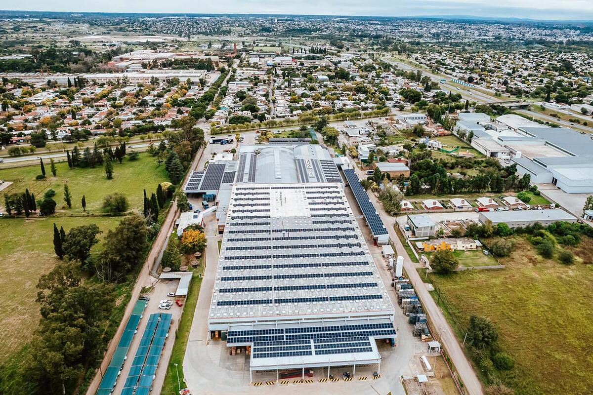 Instalación fotovoltaica de Ecovatio en Denso Manufacturing SA.