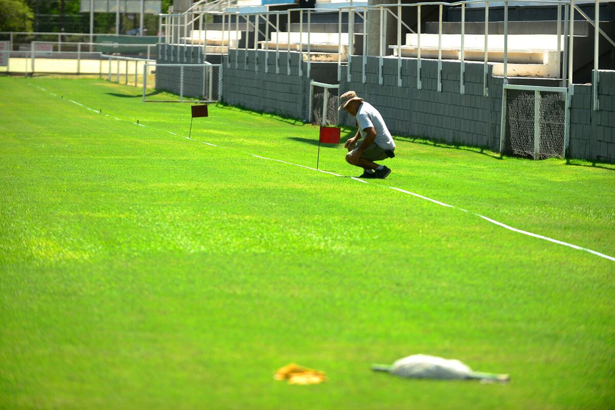 El campo de juego del Tala RC está en óptimas condiciones para el primer partido del Súper Rugby Américas. (Nicolás Bravo / La Voz)