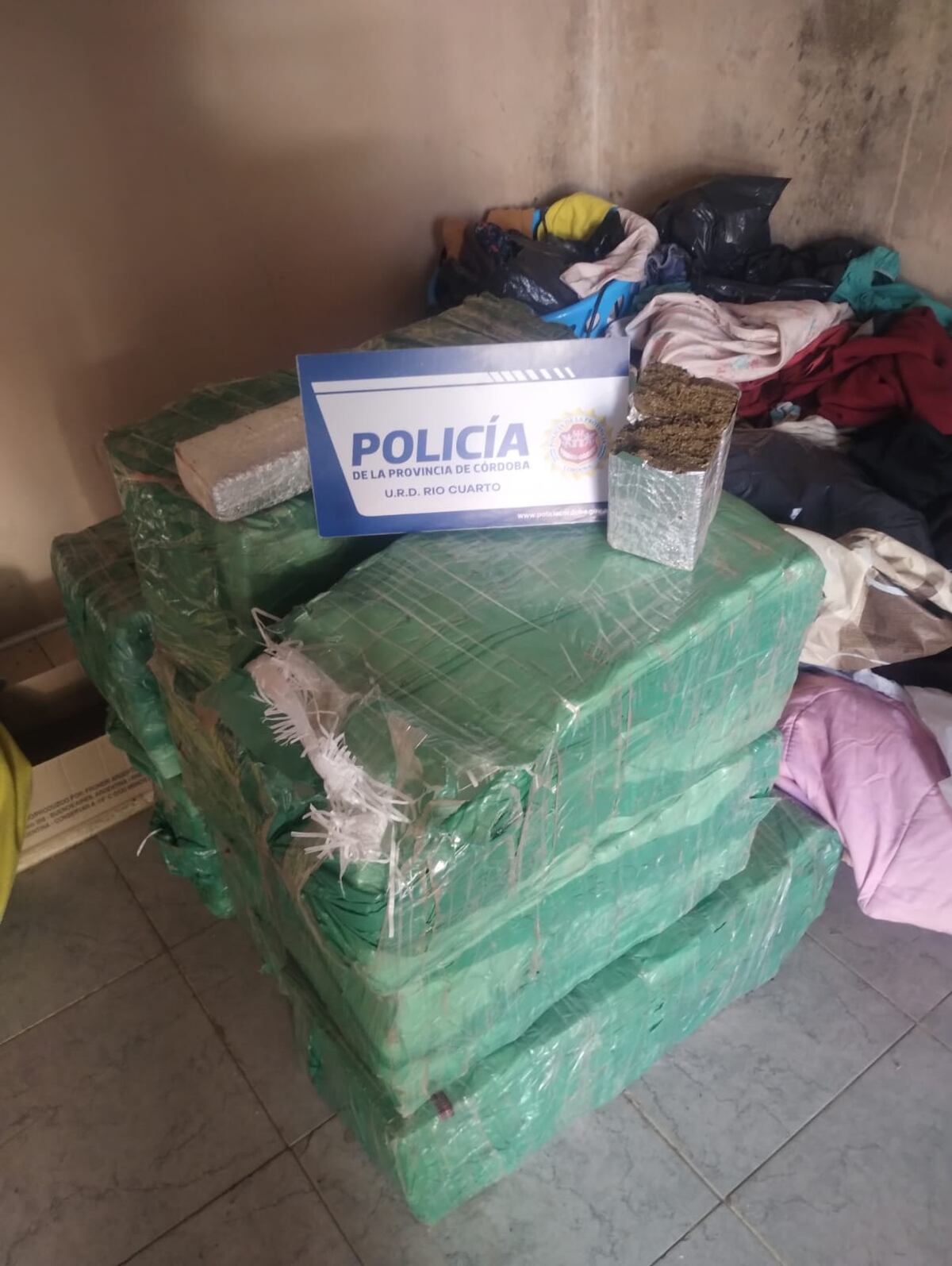 Operativo por drogas y armas en Río Cuarto. (Gentileza)