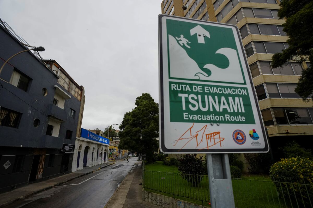 Alerta por tsunami en Chile. (AP)