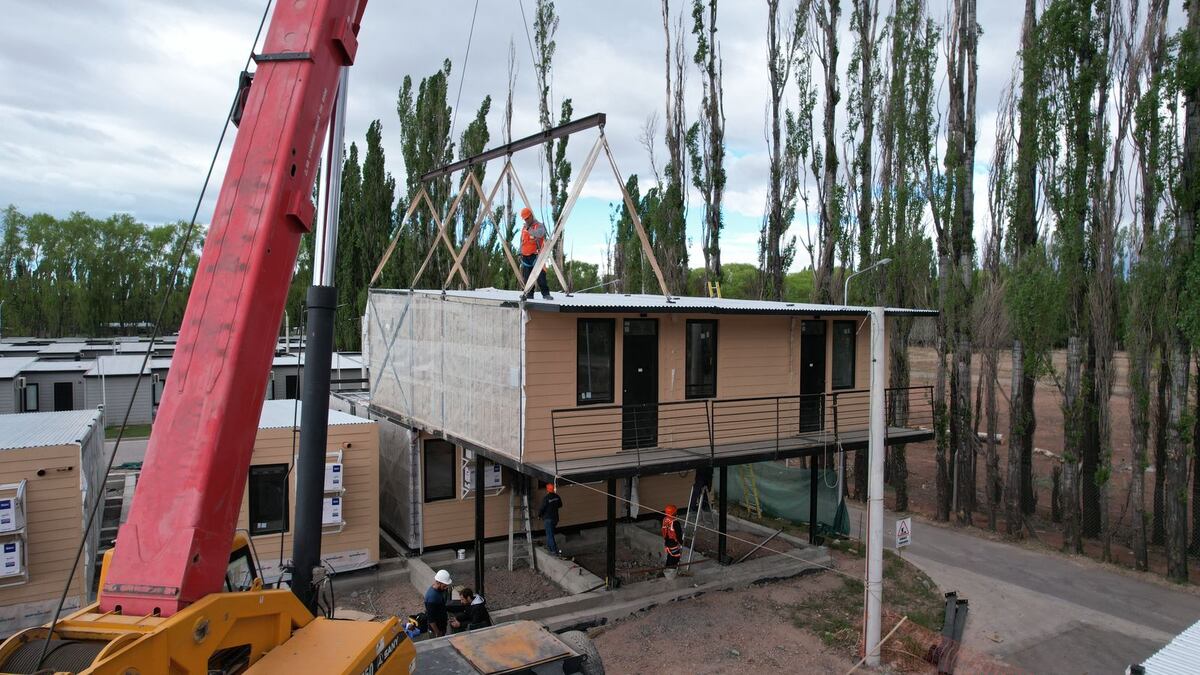En Steel Frame, los materiales son hidrofóbicos y no absorben agua por capilaridad.