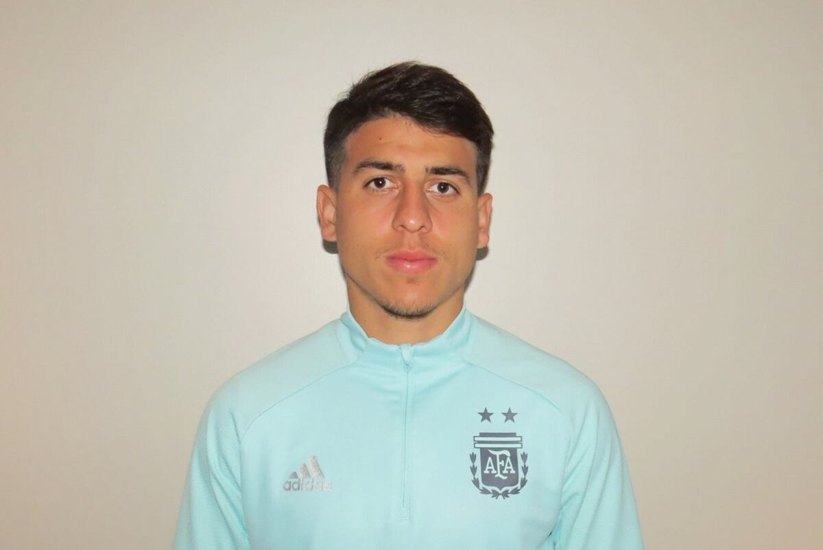 El cordobés Santiago Colombatto hará su debut olímpico en Tokio 2020. (Prensa AFA)