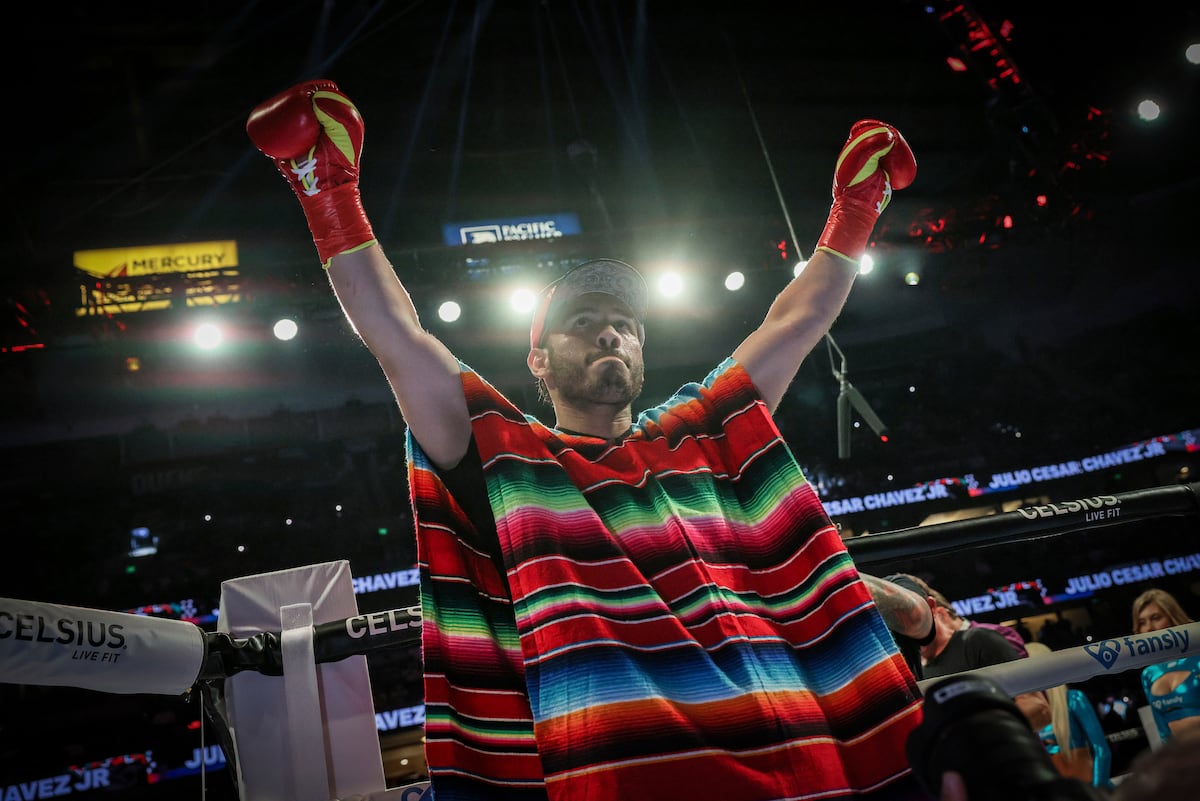 Julio Cesar Chávez Jr. en la previa a su pelea de peso crucero contra Jake Paul, el sábado 28 de junio de 2025, en Anaheim, California. (AP Photo/Etienne Laurent)