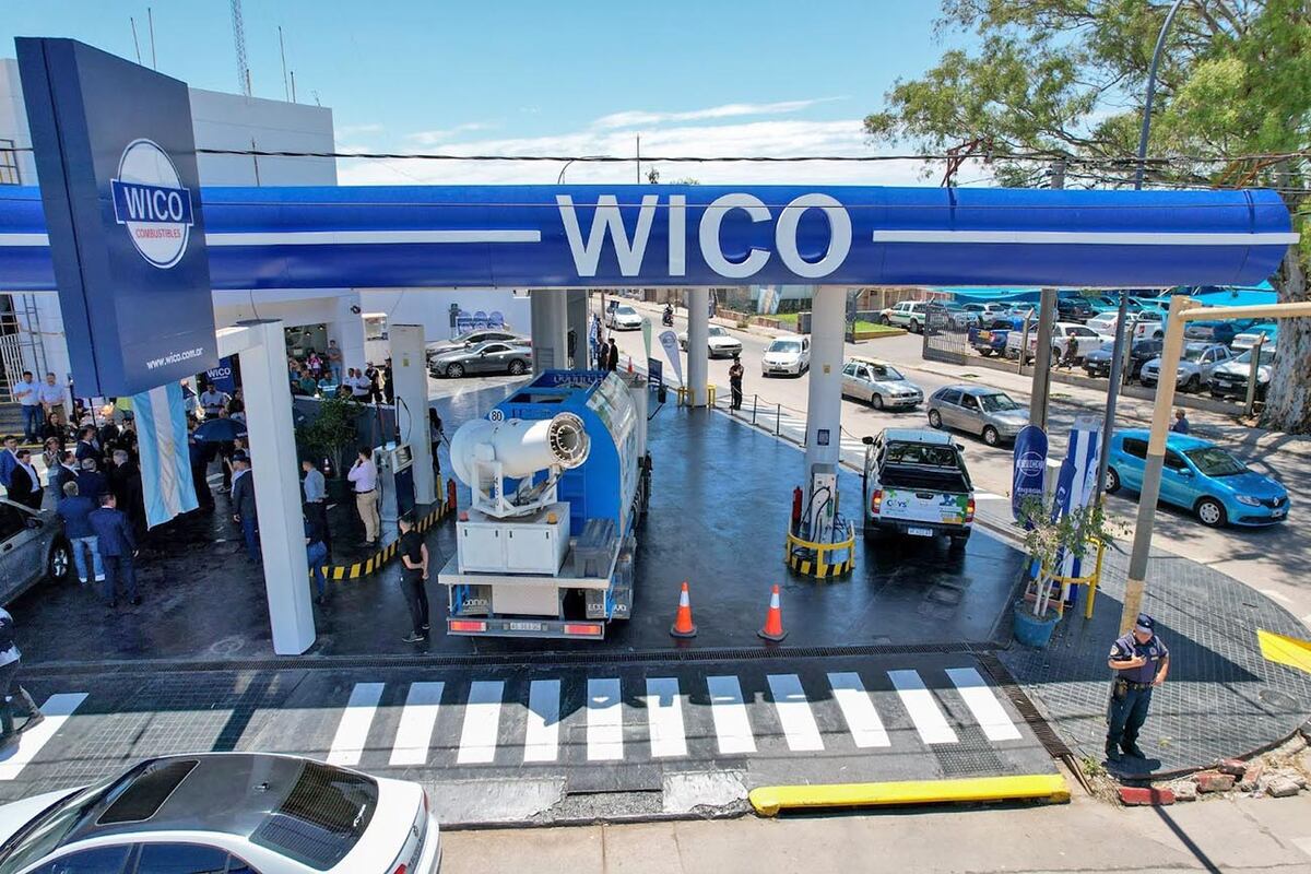 Wico Combustibles inauguró en la ciudad de Córdoba la primera estación de servicio que ofrece biocombustibles en un surtidor exclusivo.