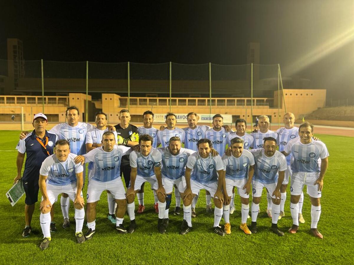La categoría + 45 del Colegio de Abogados de Córdoba avanzó a cuartos de final y debe jugar con Italia para pasar a semifinales.