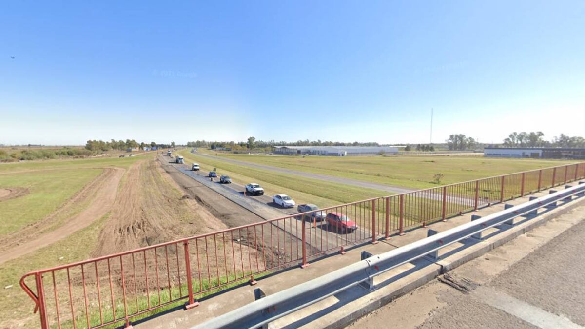 En la Autopista Rosario-Córdoba se repavimentó la calzada cerca del puente a la altura de Wilde.