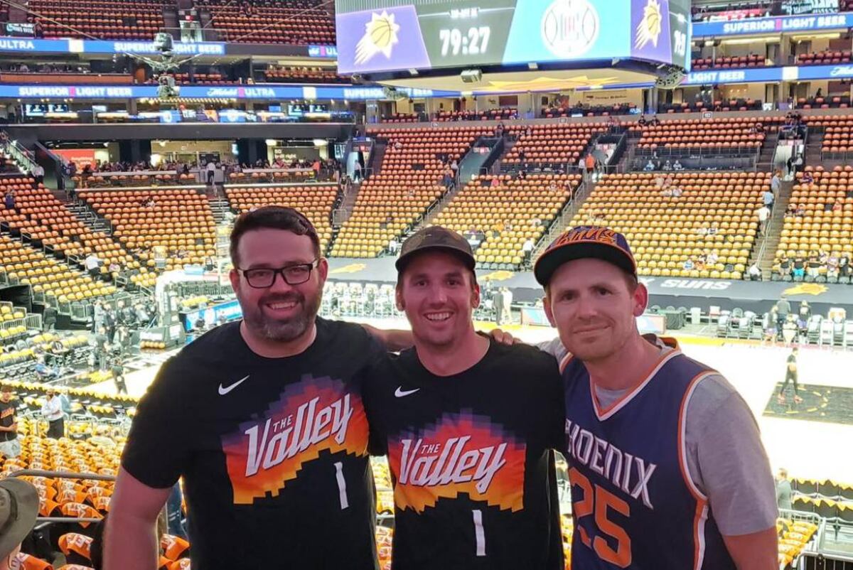 Jimmy en un partido de las finales de Conferencia de los Suns