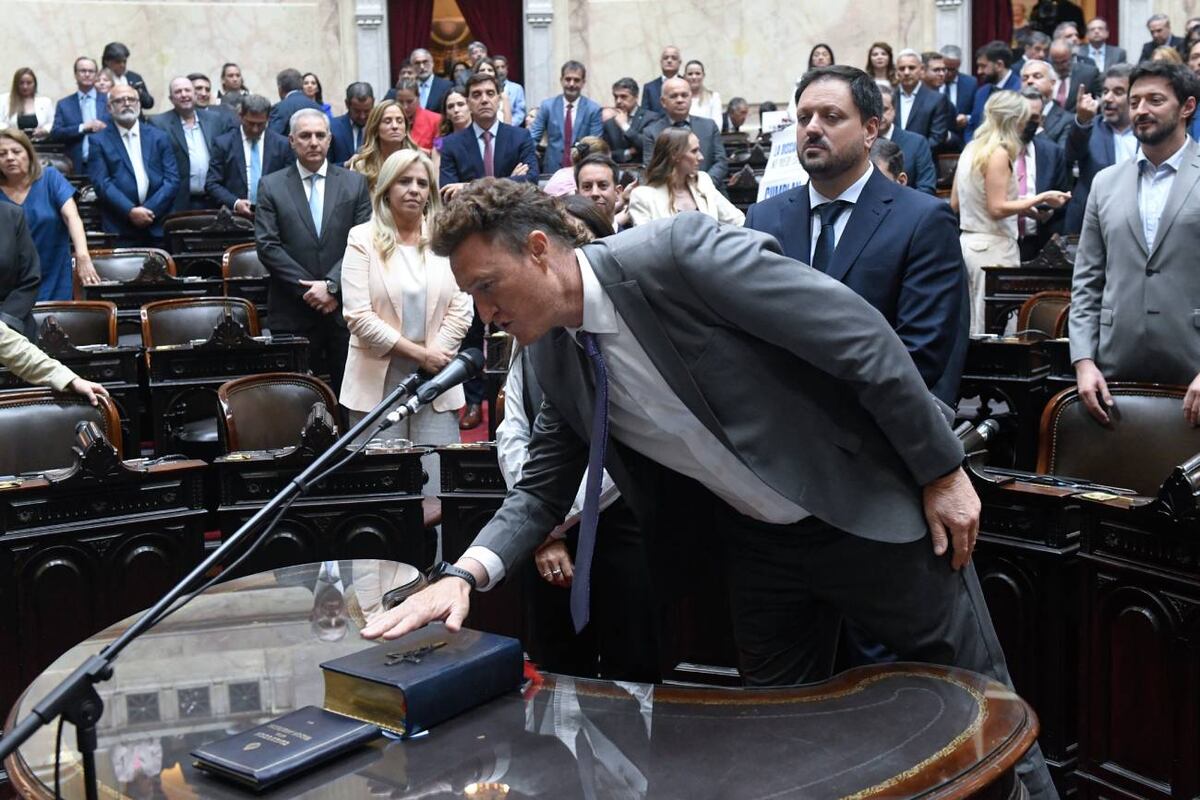 Diputados. Así juró Ignacio José García Aresca este miércoles 3 de diciembre.