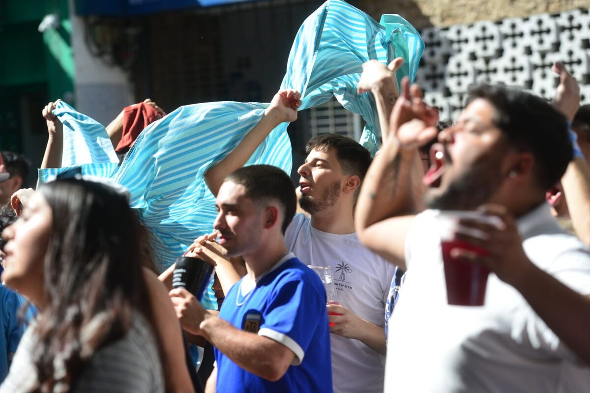 Nueva Córdoba. Así se gritaron los goles de Argentina contra Croacia. (Foto / Javier Ferreyra)