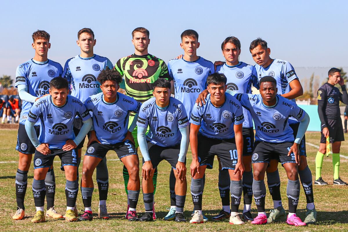 Alineación inicial de la "B" ante la Lepra de Mendoza (prensa Belgrano).