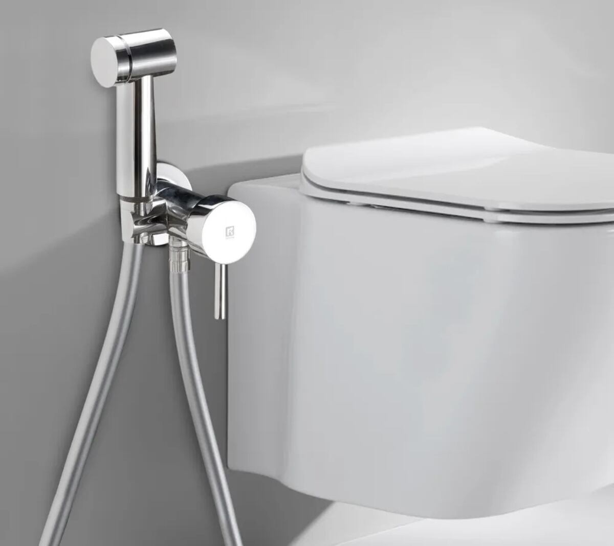 Decile chau al bidet: la elegante tendencia que transforma los baños modernos en 2025