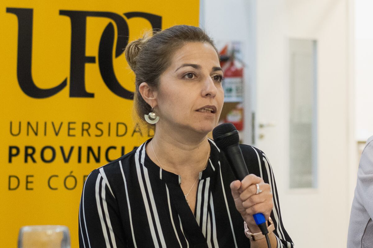 El primer encuentro del Consejo fue presidido por la rectora de la UPC, Julia Oliva Cúneo.