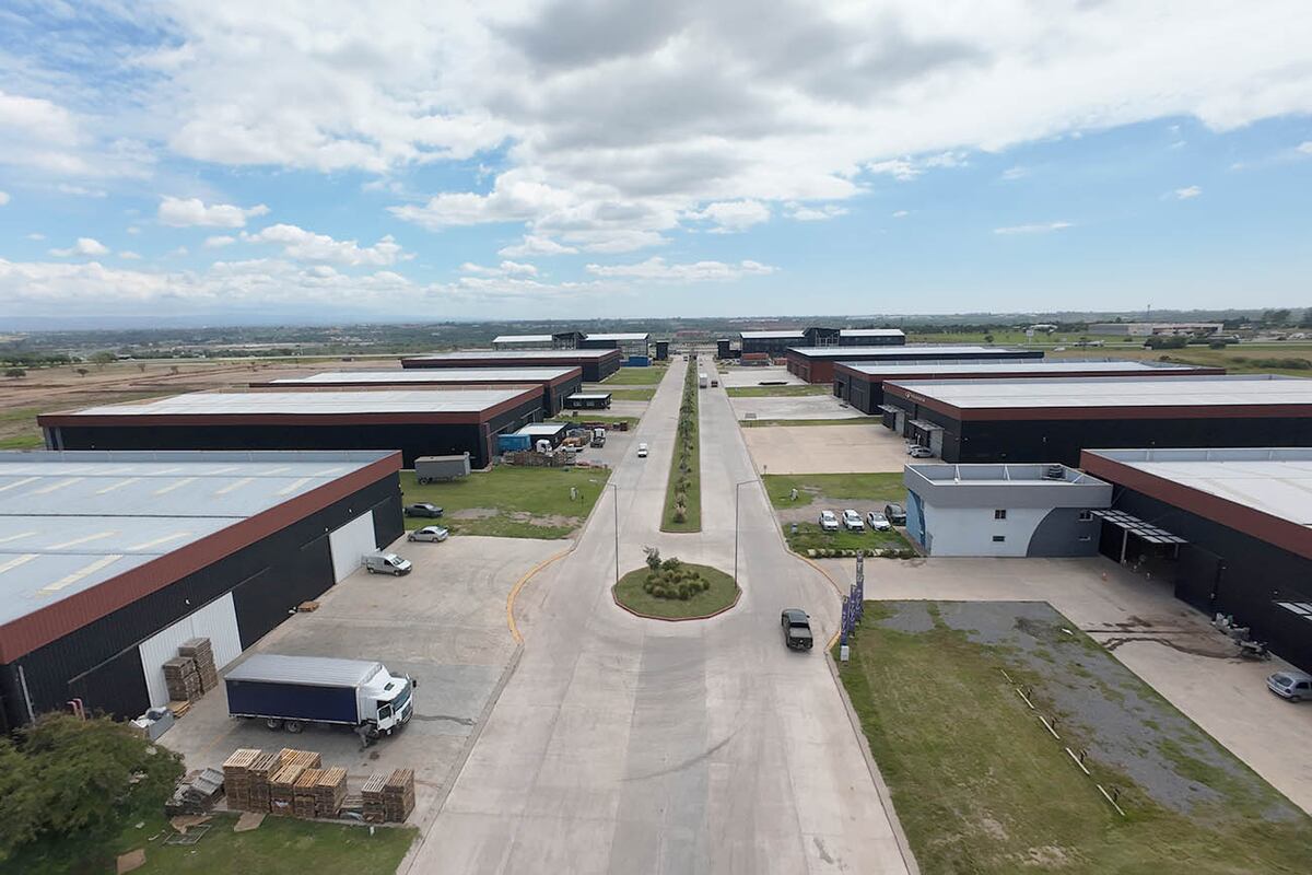 Con la meta de alcanzar los 100 parques industriales, Córdoba continúa impulsando la infraestructura y las condiciones necesarias para que más empresas inviertan, innoven y exporten desde la provincia.