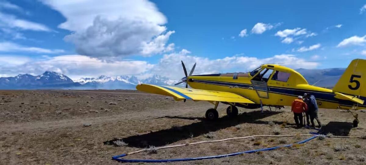 Alerta en Santa Cruz: se registra un incendio forestal en el Cerro Huemul, cerca de El Chaltén. (Foto: gentileza La Nación)