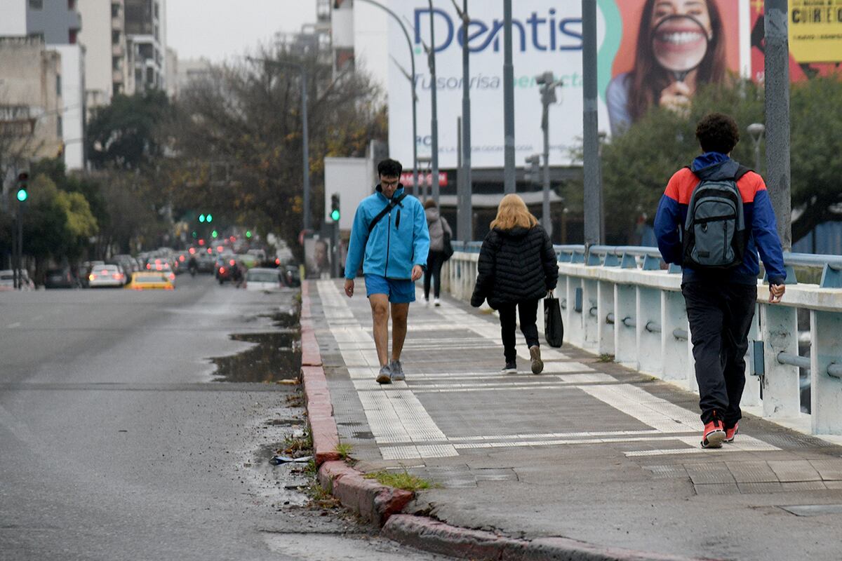 Rige el paro de colectivos luego del fracaso de las negociaciones con la UTA. (Ramiro Pereyra / La Voz)