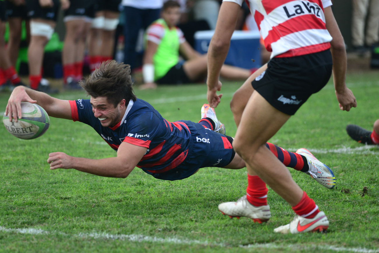 Rugby. Jockey Club venció a Tablada, en el Bosque. El local tuvo mejor desempeño en el primer tiempo. (Nicolás Bravo / La Voz)