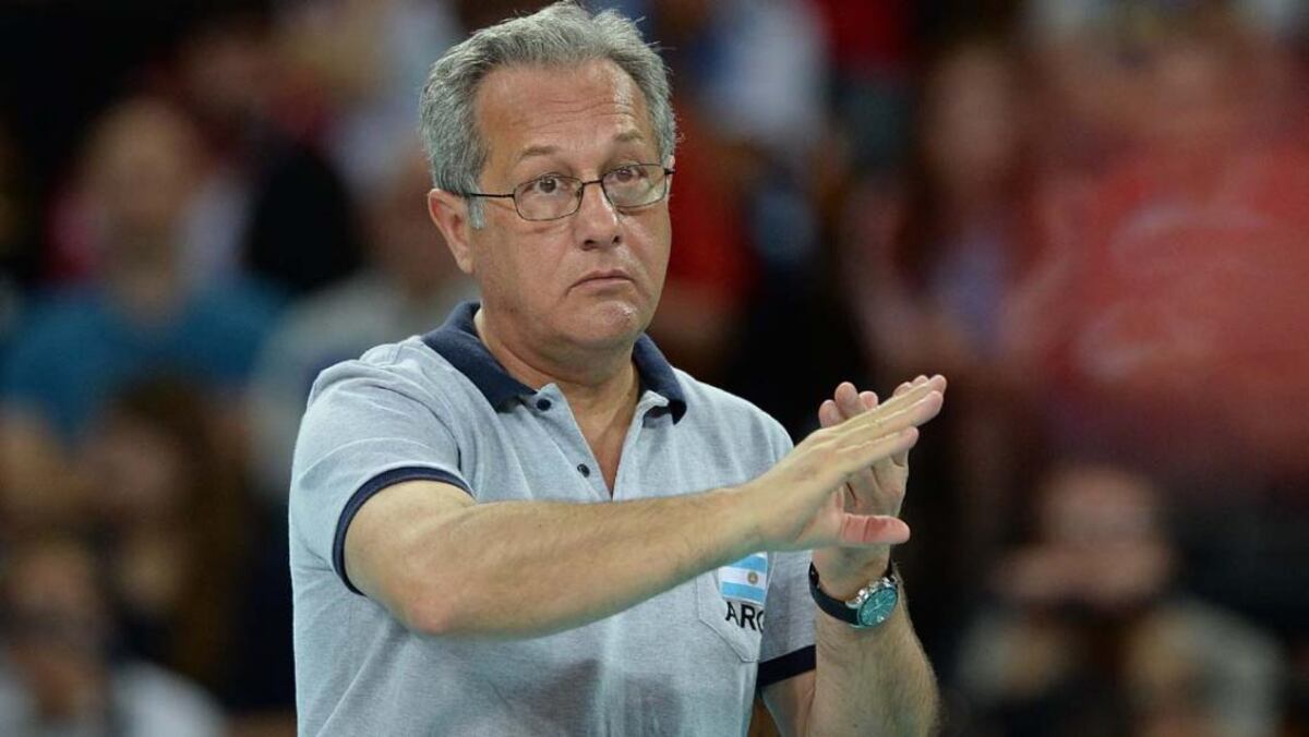 Julio Velasco, entrenador. (Archivo)