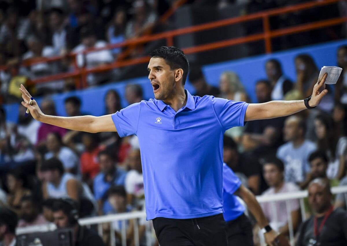 Herman Mandole fue el entrenador de la selección argentina en la primera ventana de la clasificación a la AmeriCup. (Prensa CAB)