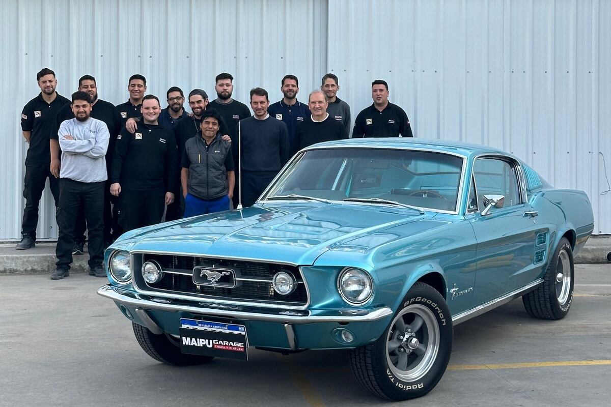Ford Mustang restaurado en Maipú Garage.