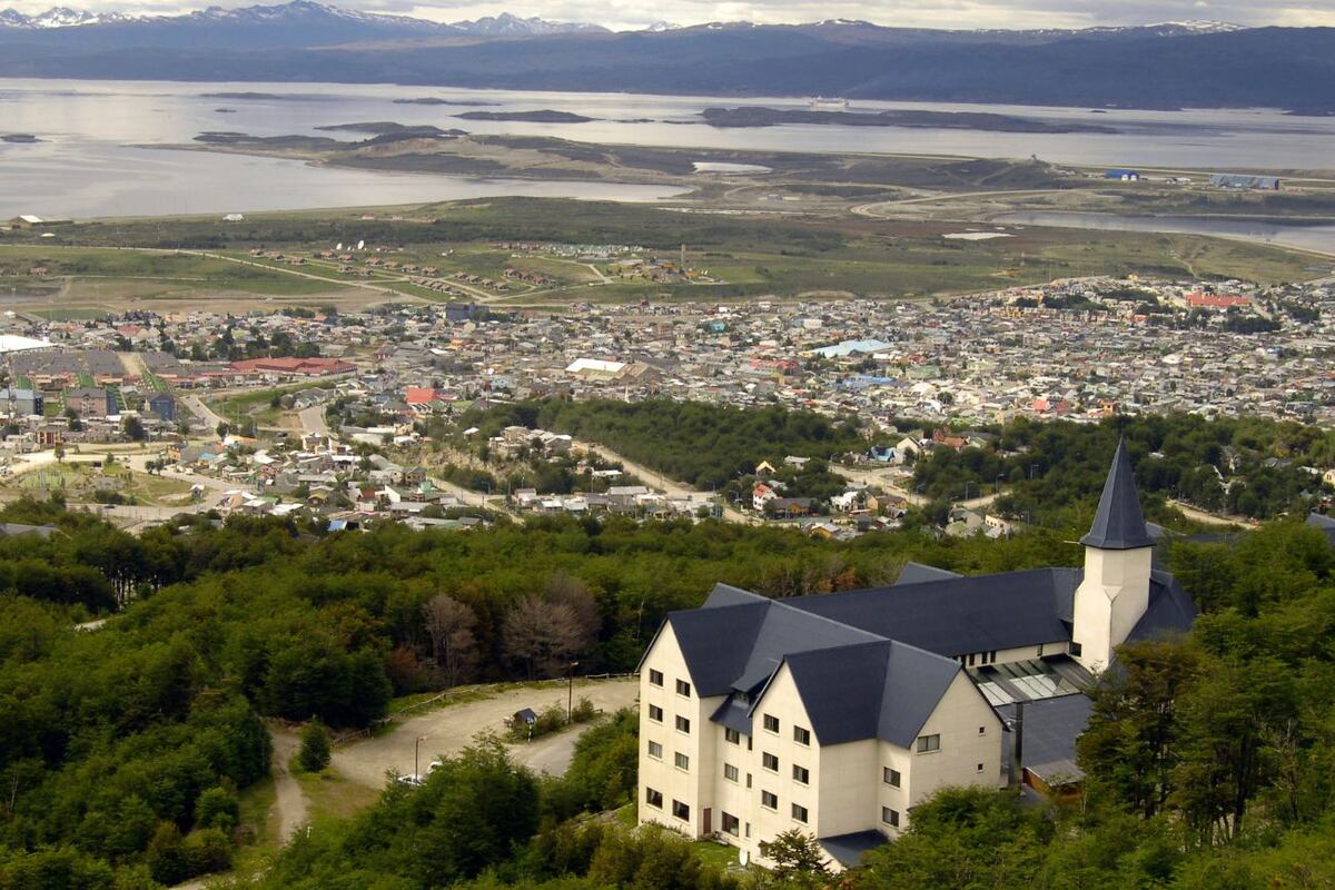 Las Hayas Resort & Spa Ushuaia presenta propuestas especiales para celebrar Navidad y Año Nuevo.