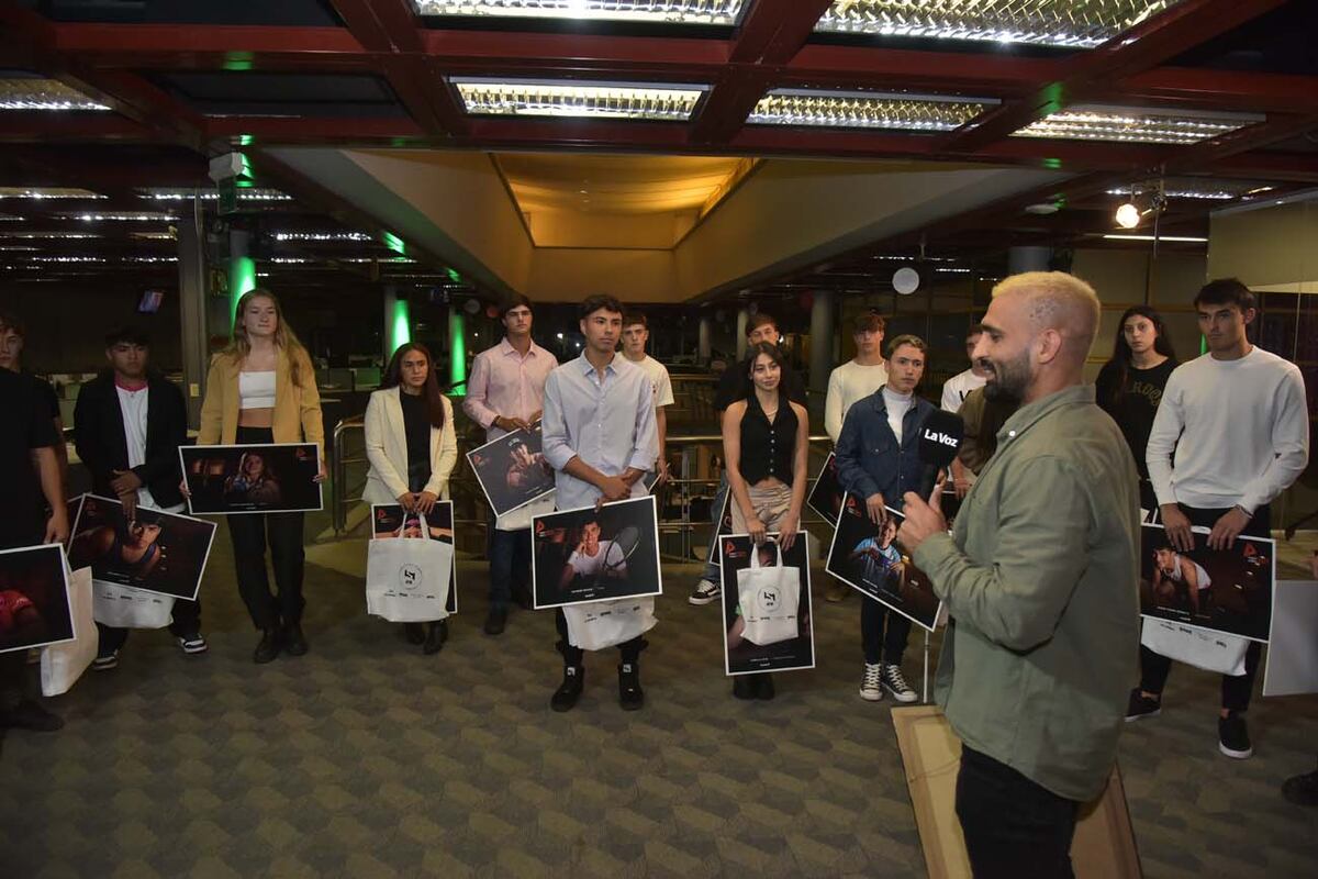 En la fiesta de los Premios Estímulo, Gastón Revol fue consagrado como el Deportista de Córdoba de 2023. El evento se realizó en la sede integral de La Voz del Interior. (Facundo Luque / La Voz)