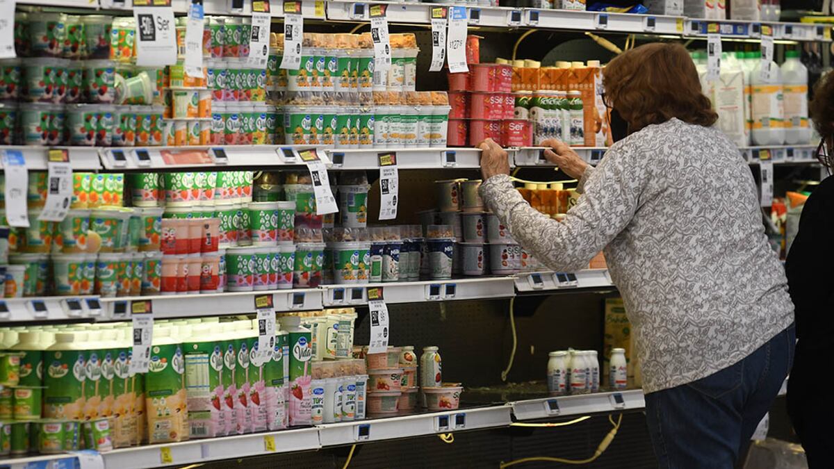 El miércoles próximo se conoce la inflación de mayo. Se espera un número en torno al 9%. (José Gutiérrez / Los Andes)
