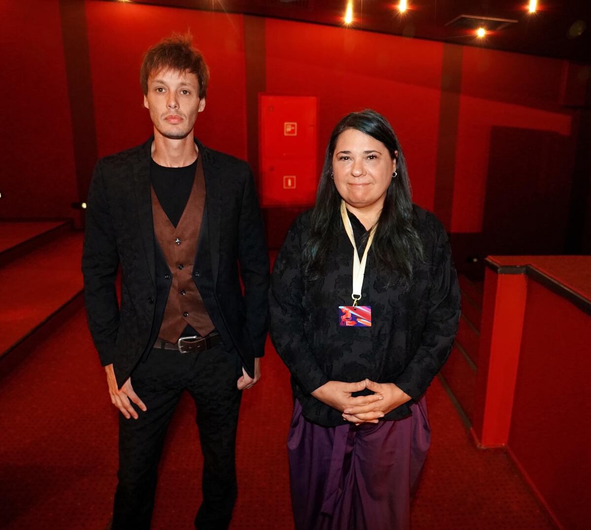 El director Mariano Hueter y la productora Roberta Sanchez en la presentación mundial de “Pensamiento lateral” (Prensa)