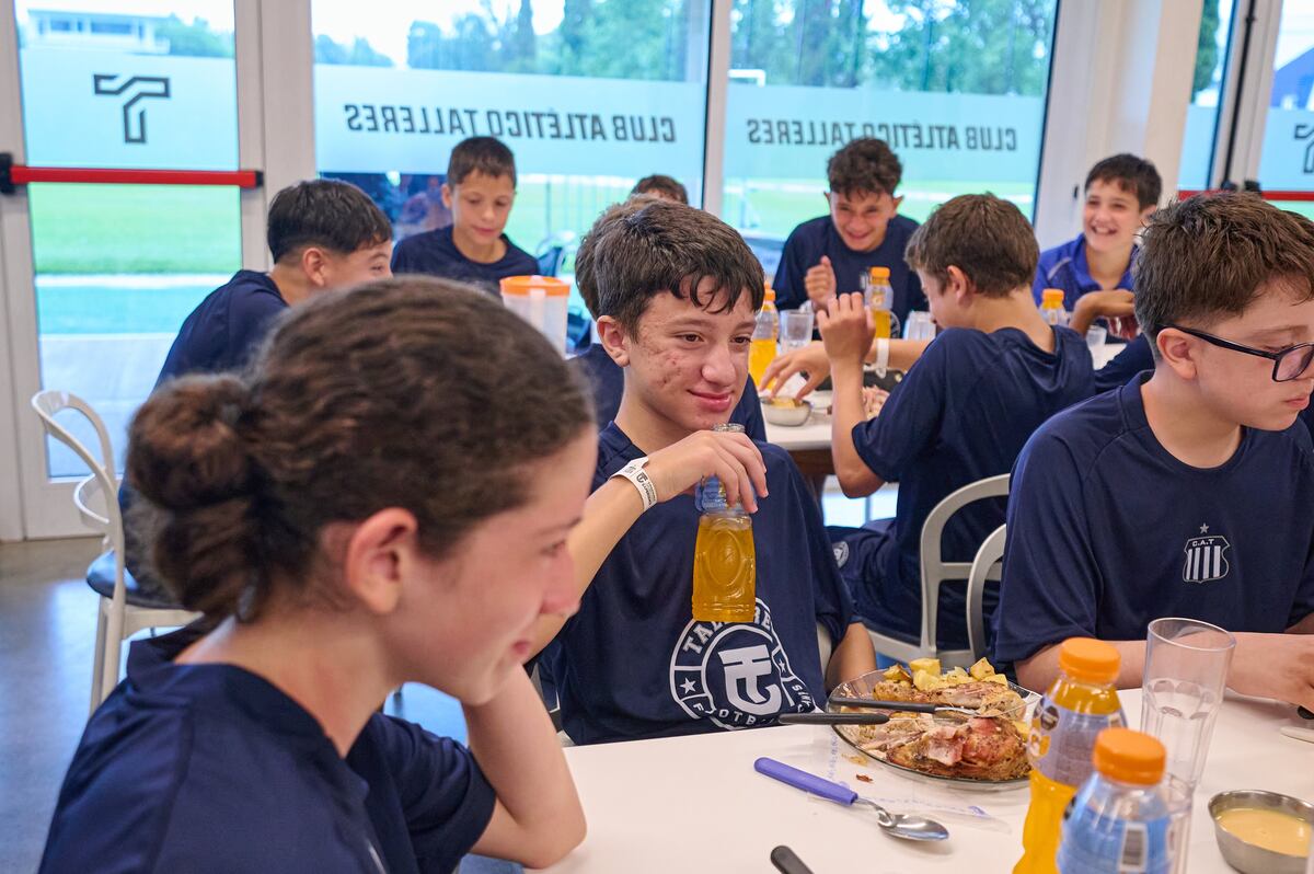 Campus Talleres: fútbol, valores y experiencias únicas para chicos y chicas. Del 16 al 20 de diciembre, niños y niñas podrán entrenar en el CARD Amadeo Nuccetelli y vivir el club desde adentro. (Prensa Talleres)