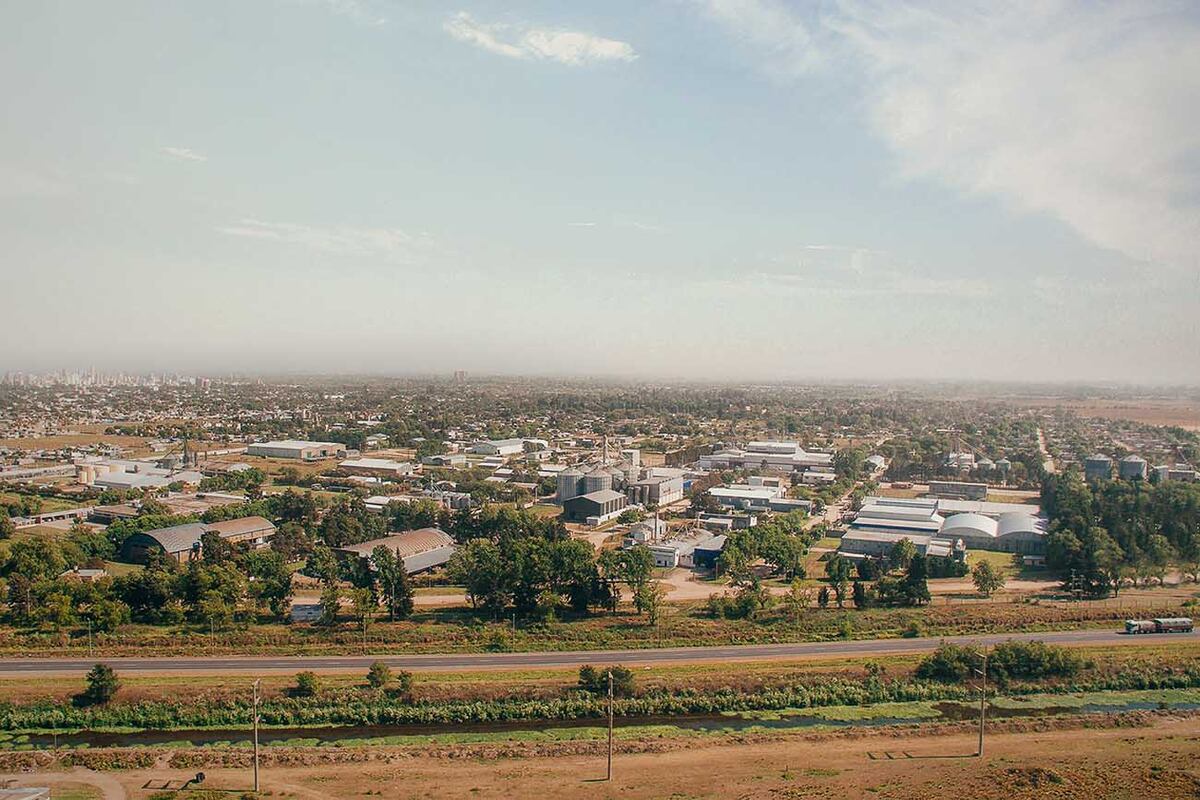 El municipio ha colaborado con importantes obras para la consolidación del Parque Industrial Presidente Arturo Frondizi.