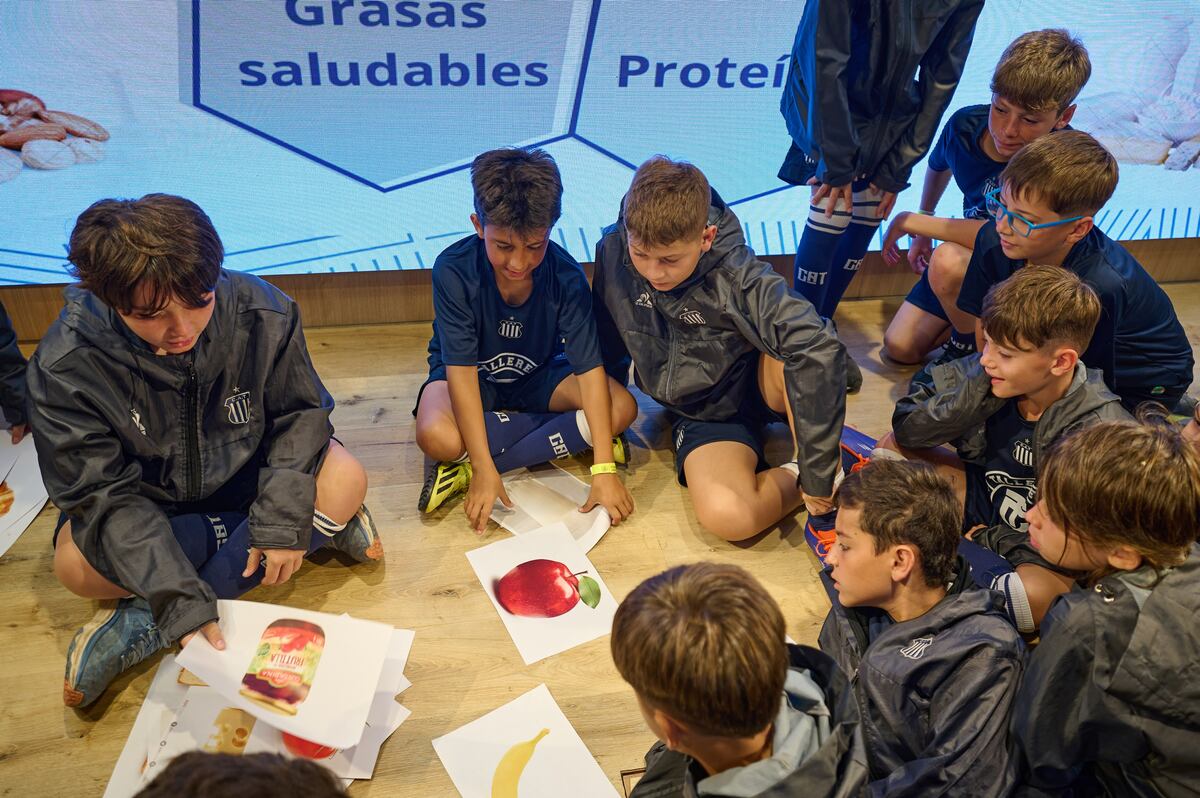 Campus Talleres: fútbol, valores y experiencias únicas para chicos y chicas. Del 16 al 20 de diciembre, niños y niñas podrán entrenar en el CARD Amadeo Nuccetelli y vivir el club desde adentro. (Prensa Talleres)