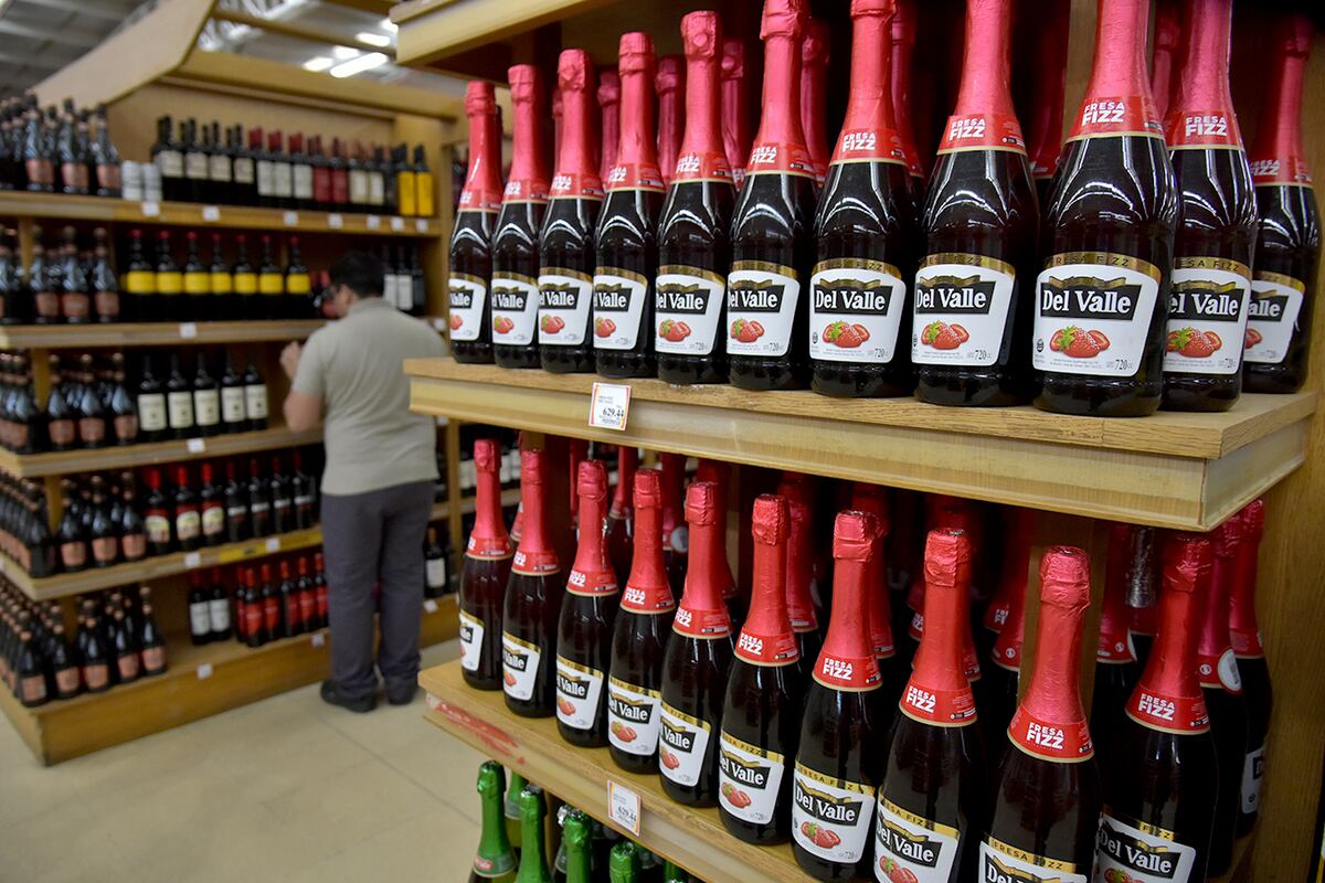 Los productos navideños llegan con fuertes subas para estas fiestas de fin de año. (La Voz/Archivo)