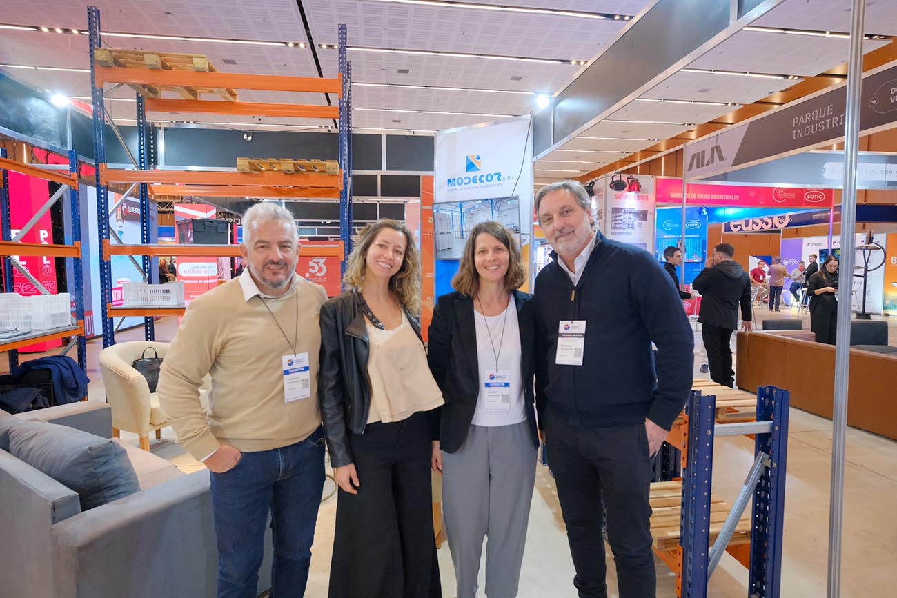 La participación en la Expo Parques Industriales 2025 reforzó su liderazgo técnico y su compromiso con la modernización del sector.