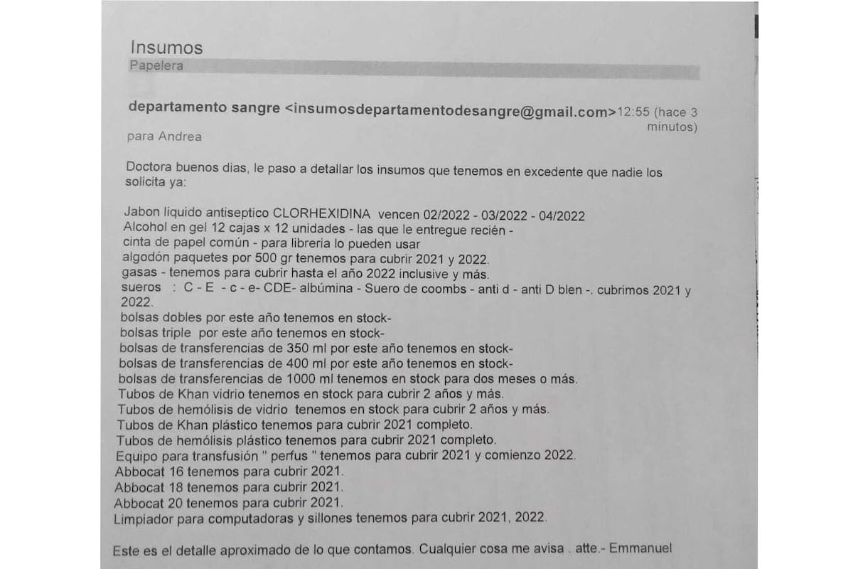 Evidencias que mostró Emmanuel Nardi Huenz en la denuncia por destrucción de medicamentos. (Gentileza Nardi Huenz)