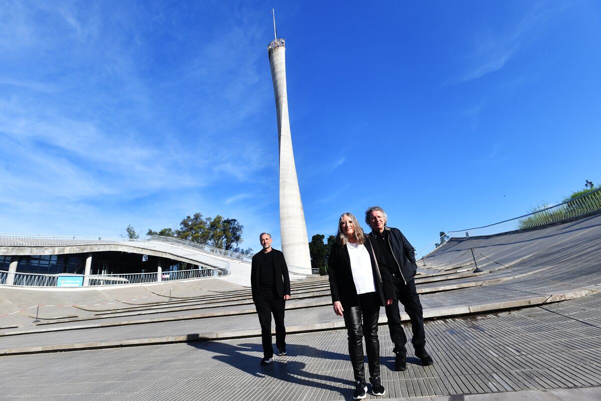 De izquierda a derecha, Christian Nanzer, Inés Saal y Alejandro Cohen, parte del equipo de arquitectos que diseñó el CCC y el Faro del Bicentenario (Javier Ferreyra / La Voz / Archivo).