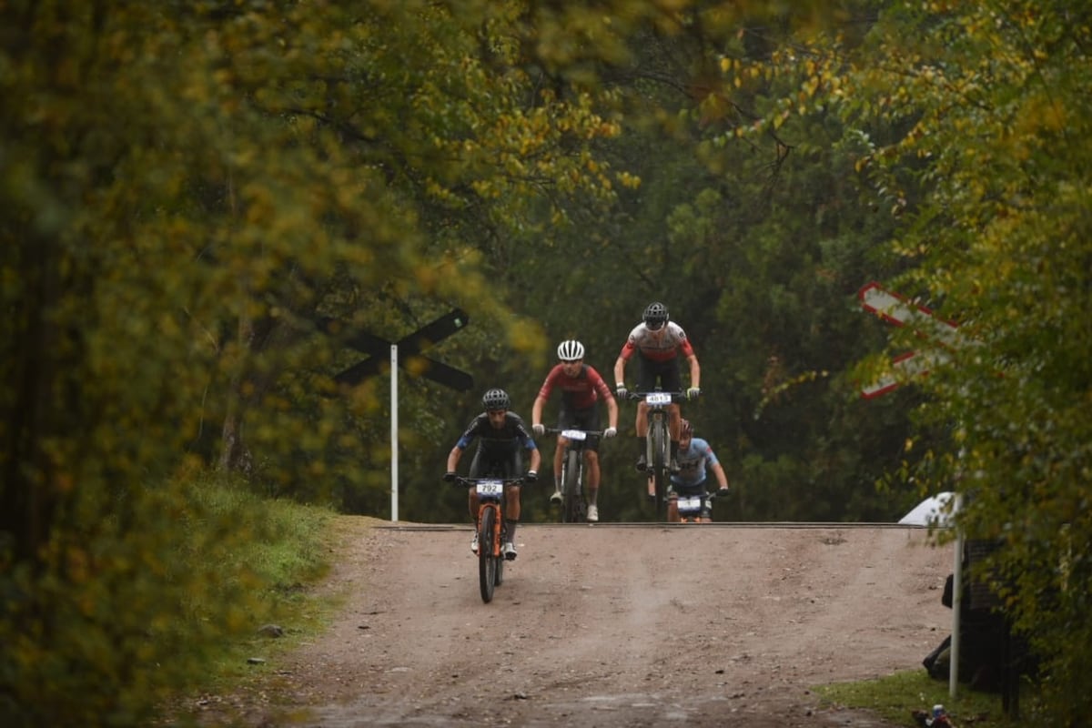 Desafío Río Pinto, día2. La competencia más convocante de MTB a nivel continental, con una inscripción de 5500 participantes, un récord histórico. (La Voz)