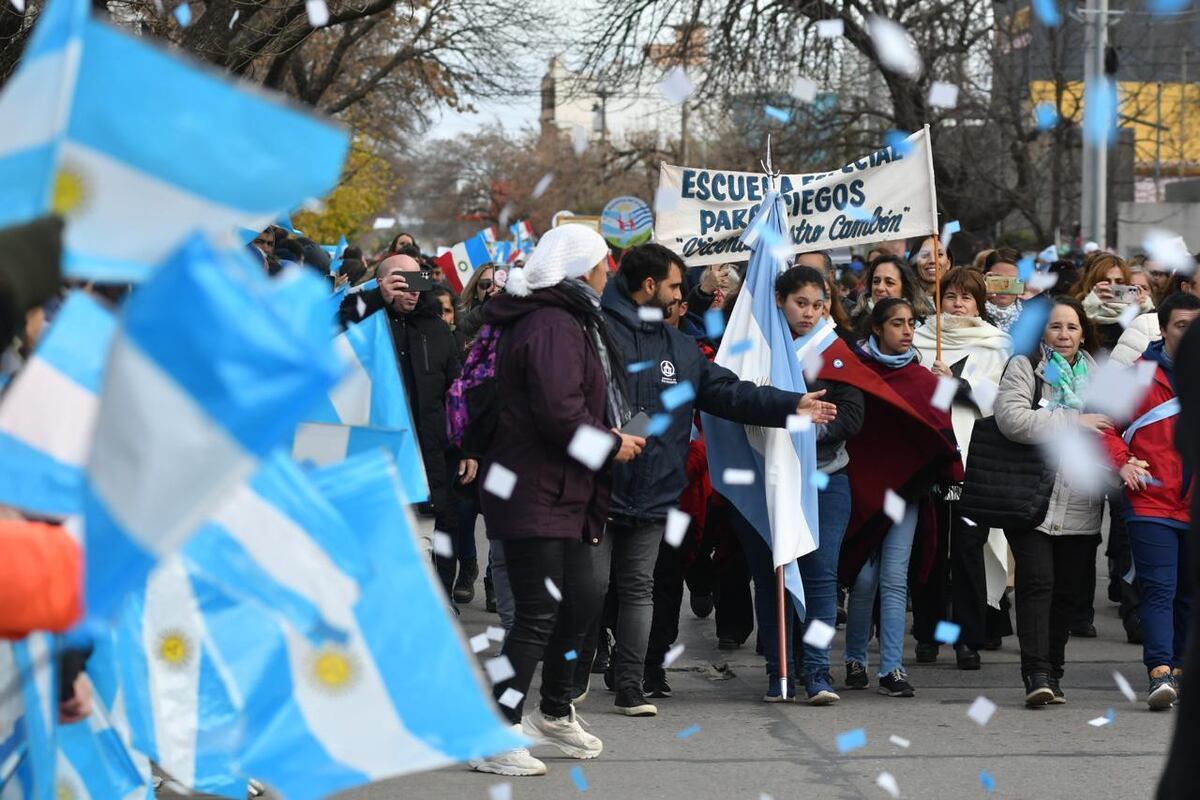 Río Cuarto. El desfile en la capital alterna (Tomy Fragueiro/La Voz).