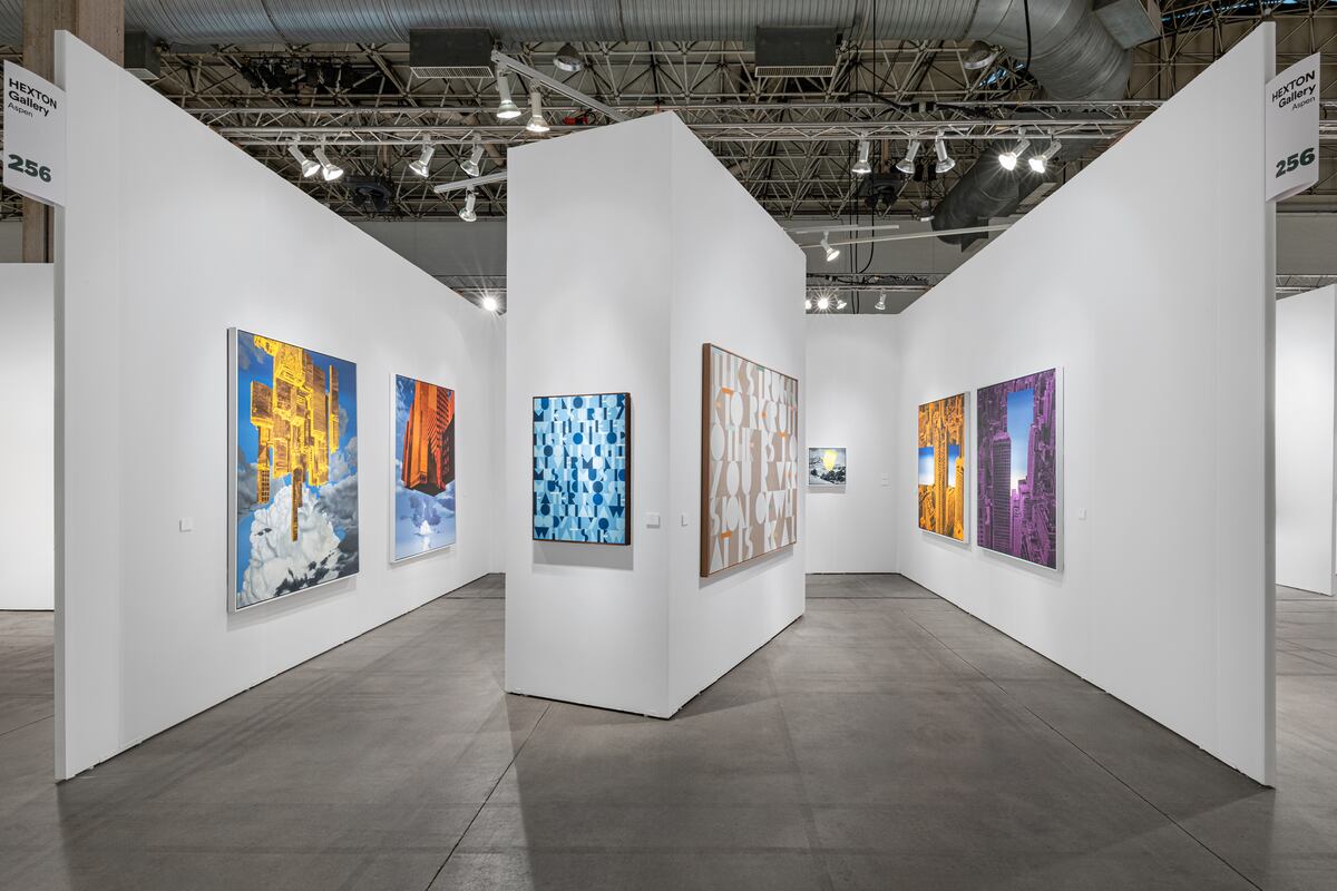 Las obras de Marcos Acosta en la Expo Chicago.