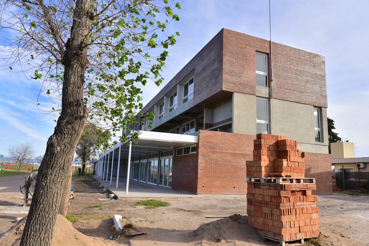 Avanzan las obras del predio de Instituto en La Agustina. (José Gabriel Hernández / La Voz)