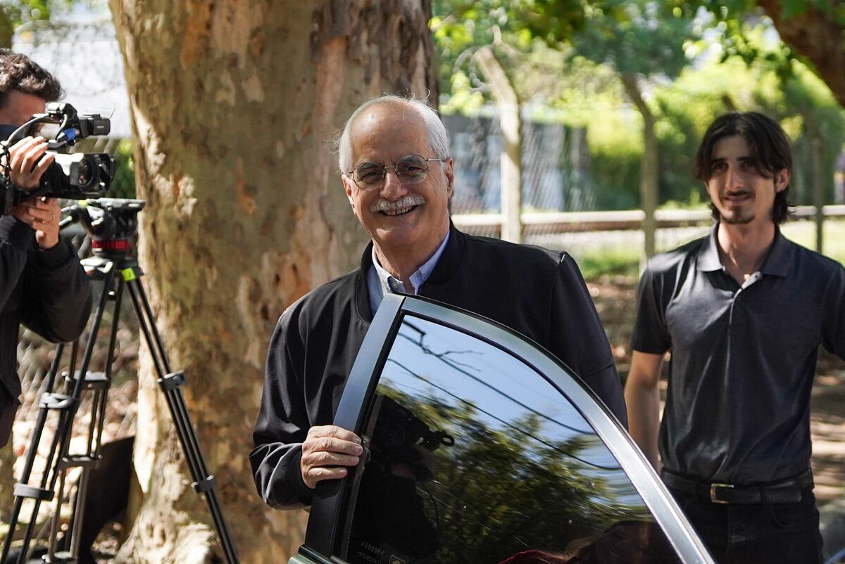 Jorge Taiana luego de votar. (Gentileza Clarín)