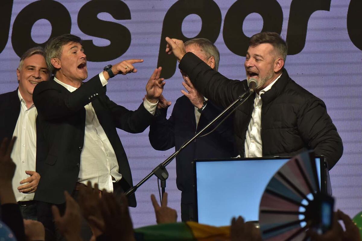 Festejo de Hacemos Unidos por Córdoba, Daniel Passerini resultó en nuevo Intendente de la Capital. (Facundo Luque / La Voz)