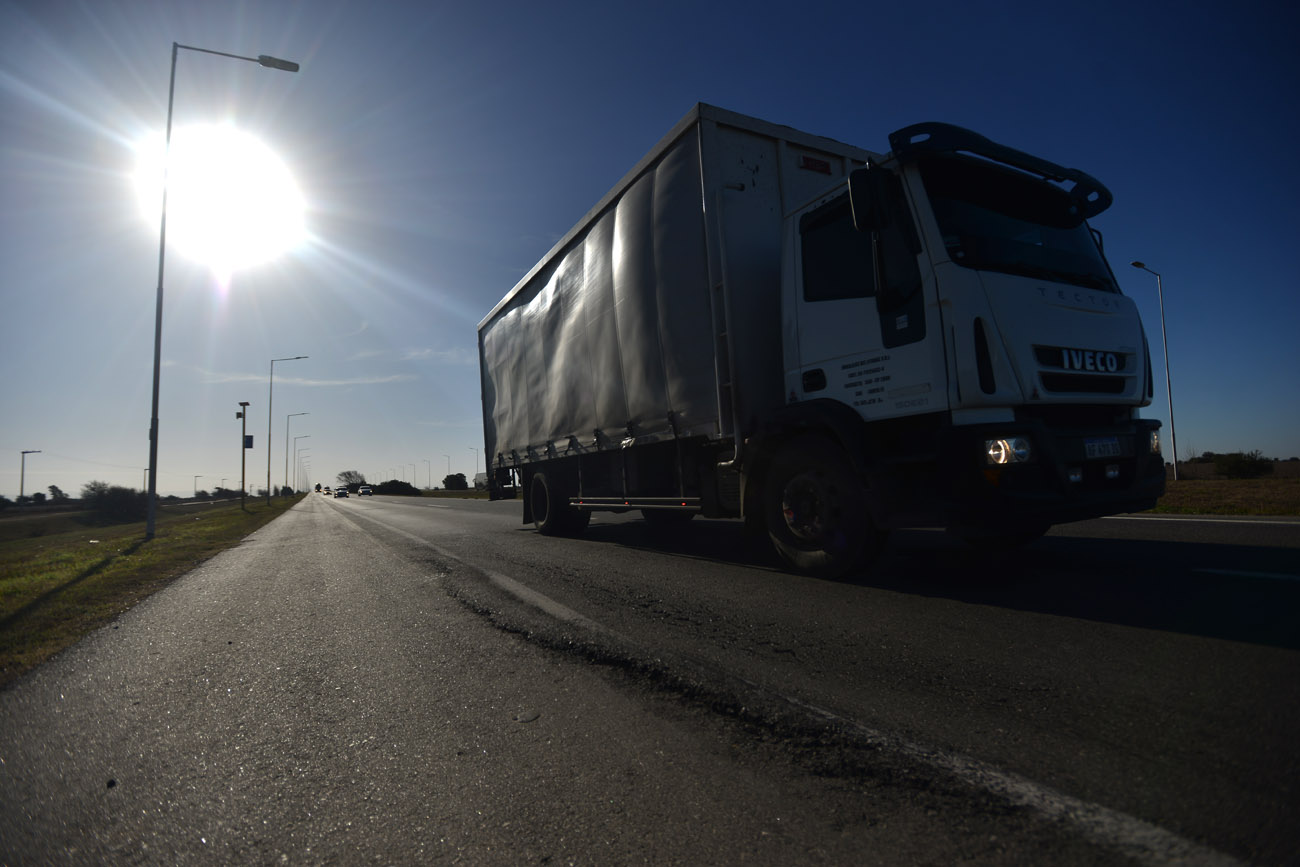 Autopista Córdoba-Pilar. Hay reclamos por algunos tramos. (Nicolás Bravo / La Voz)