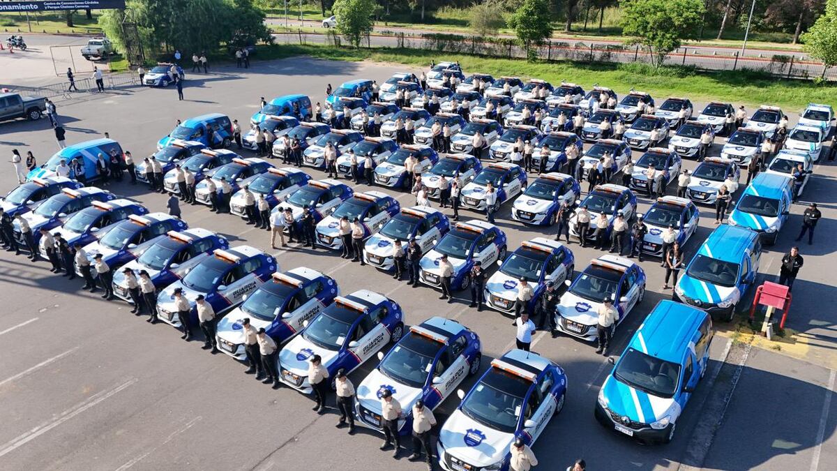 Controversia y denuncia por el costo de los vehículos adquiridos para las Guardias Urbanas.