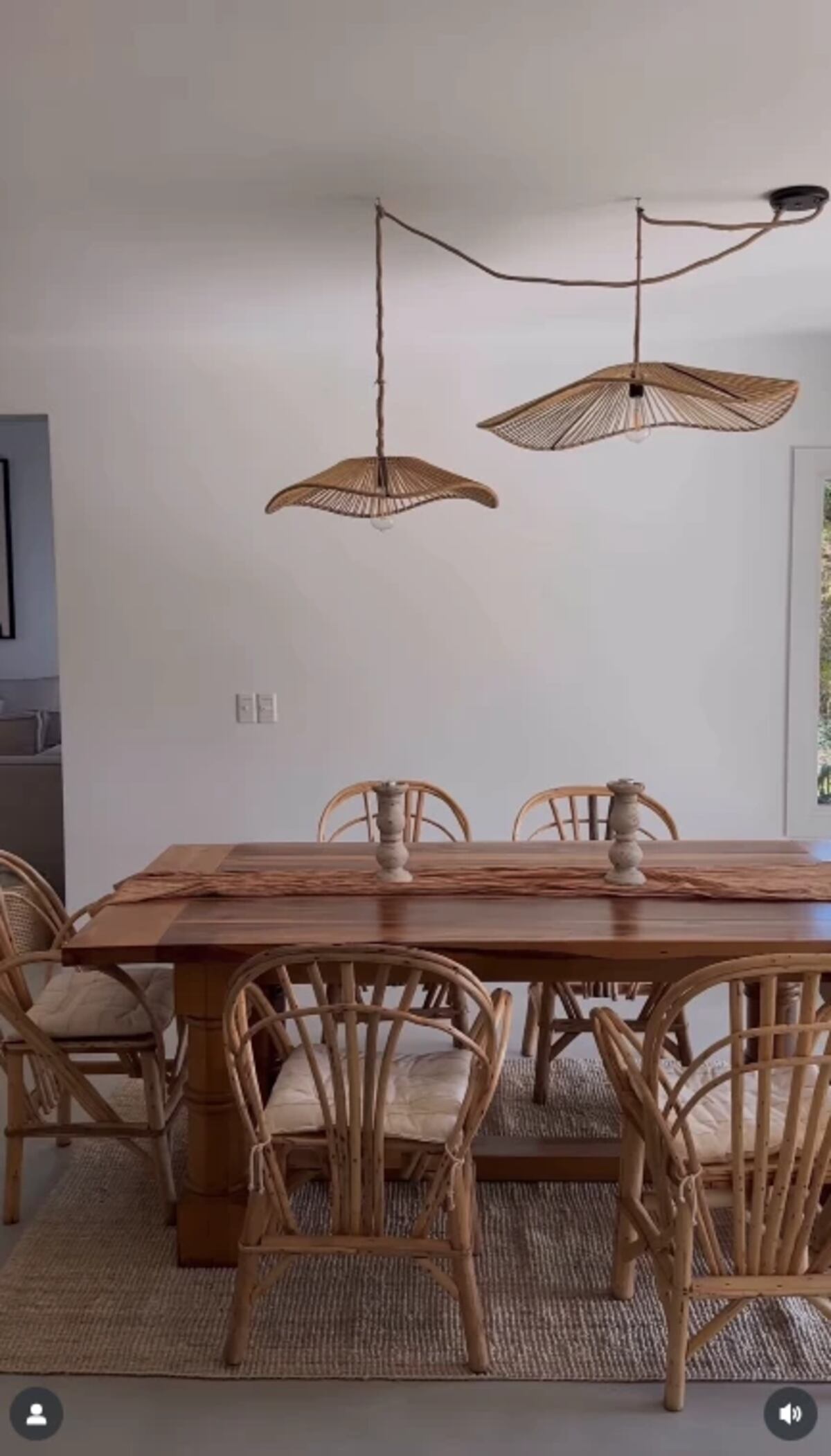 Así luce el comedor de la vivienda.